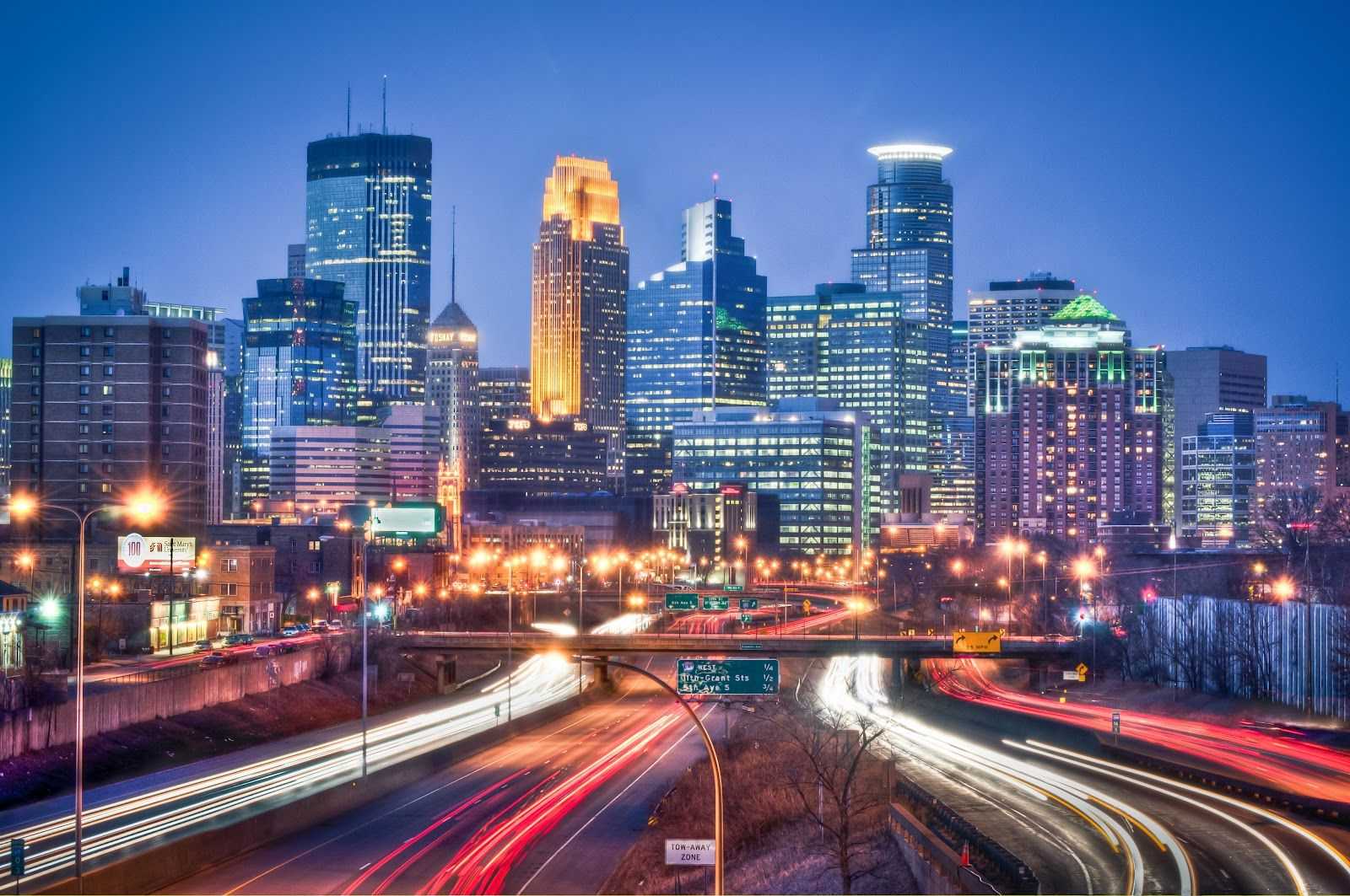 Minneapolis in the evening